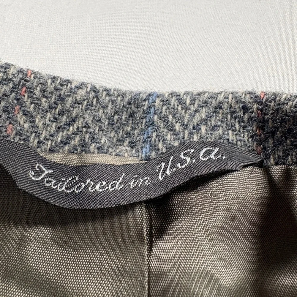 Oakton Ltd Wool Blazer Mens 46R Grey Herringbone Windowpane Sport Coat USA Made